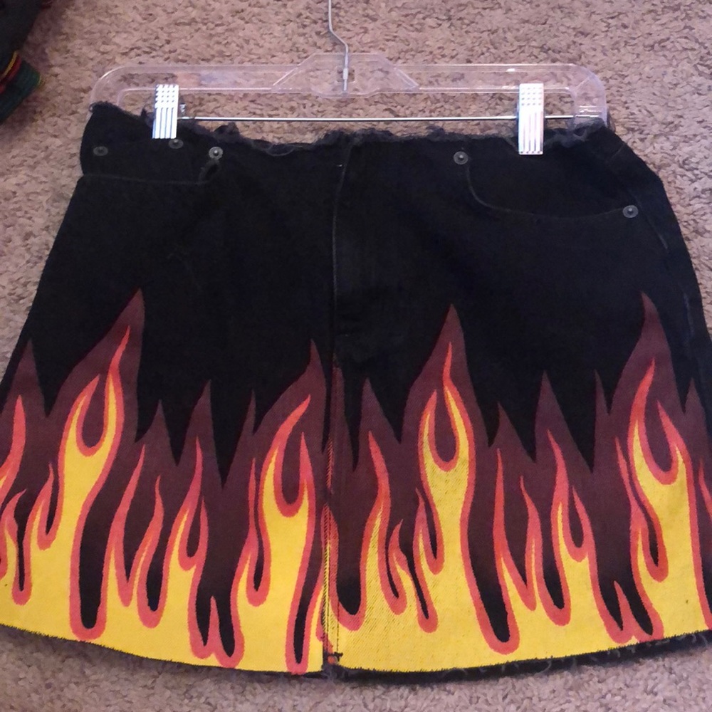 Carmar Flame skirt